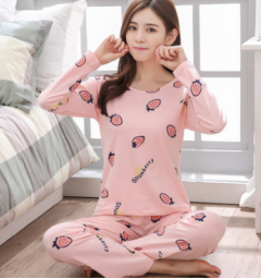2Piece Strawberry Print Pajamas Suit